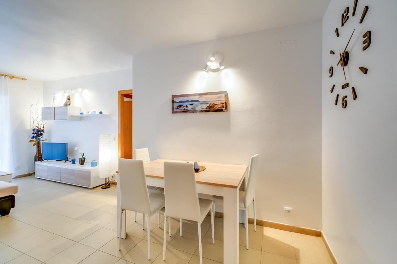 Vivalidays Edurne Apartment บลาเนส ภายนอก รูปภาพ