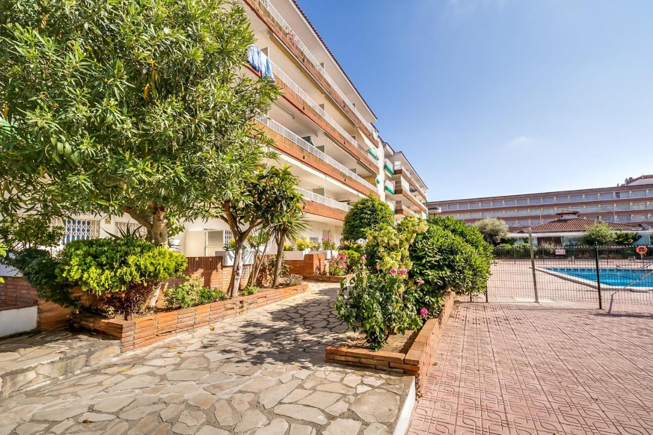 Vivalidays Edurne Apartment บลาเนส ภายนอก รูปภาพ